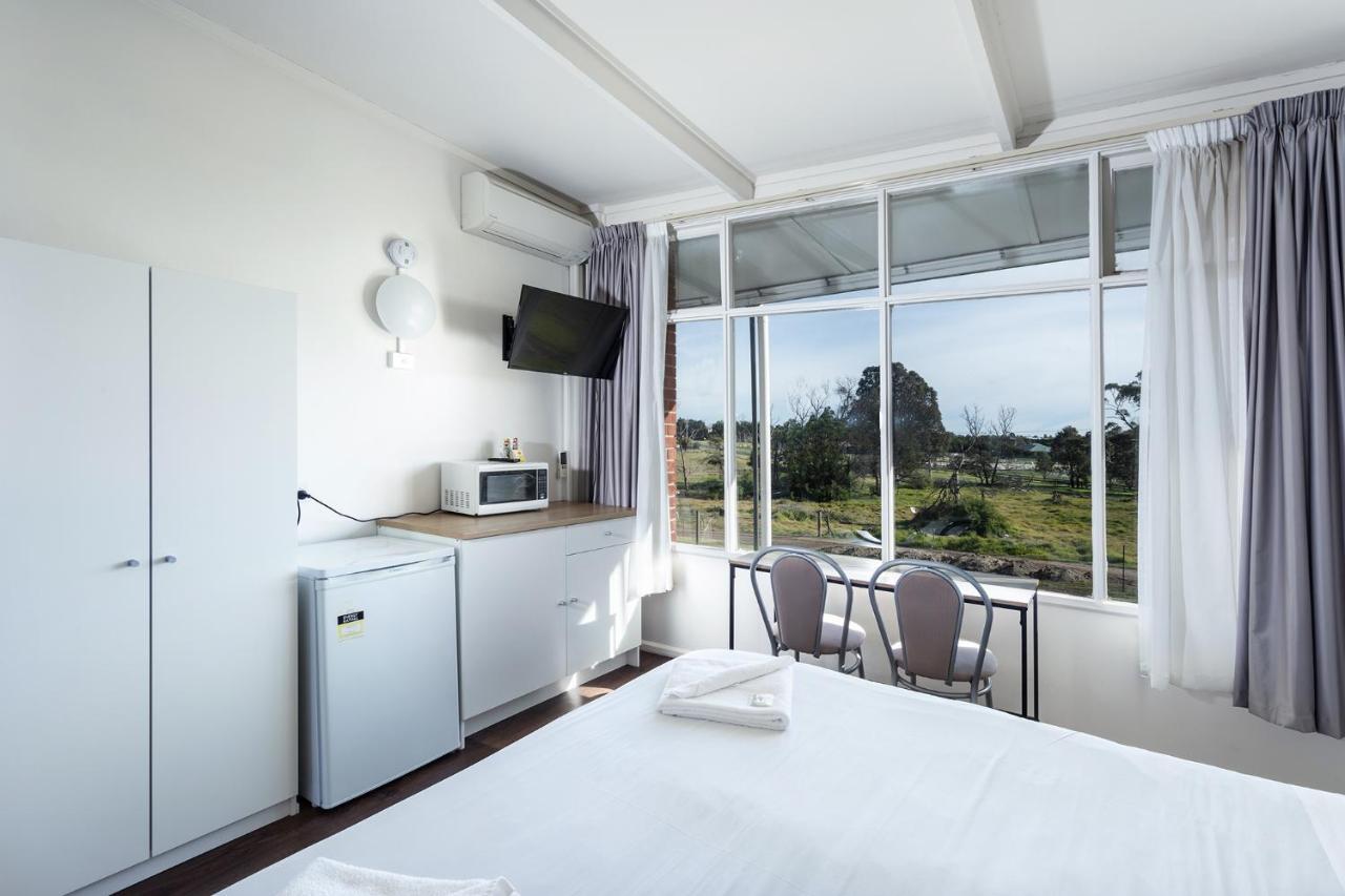 Rivers Apartments Motel Sale Gippsland Екстериор снимка