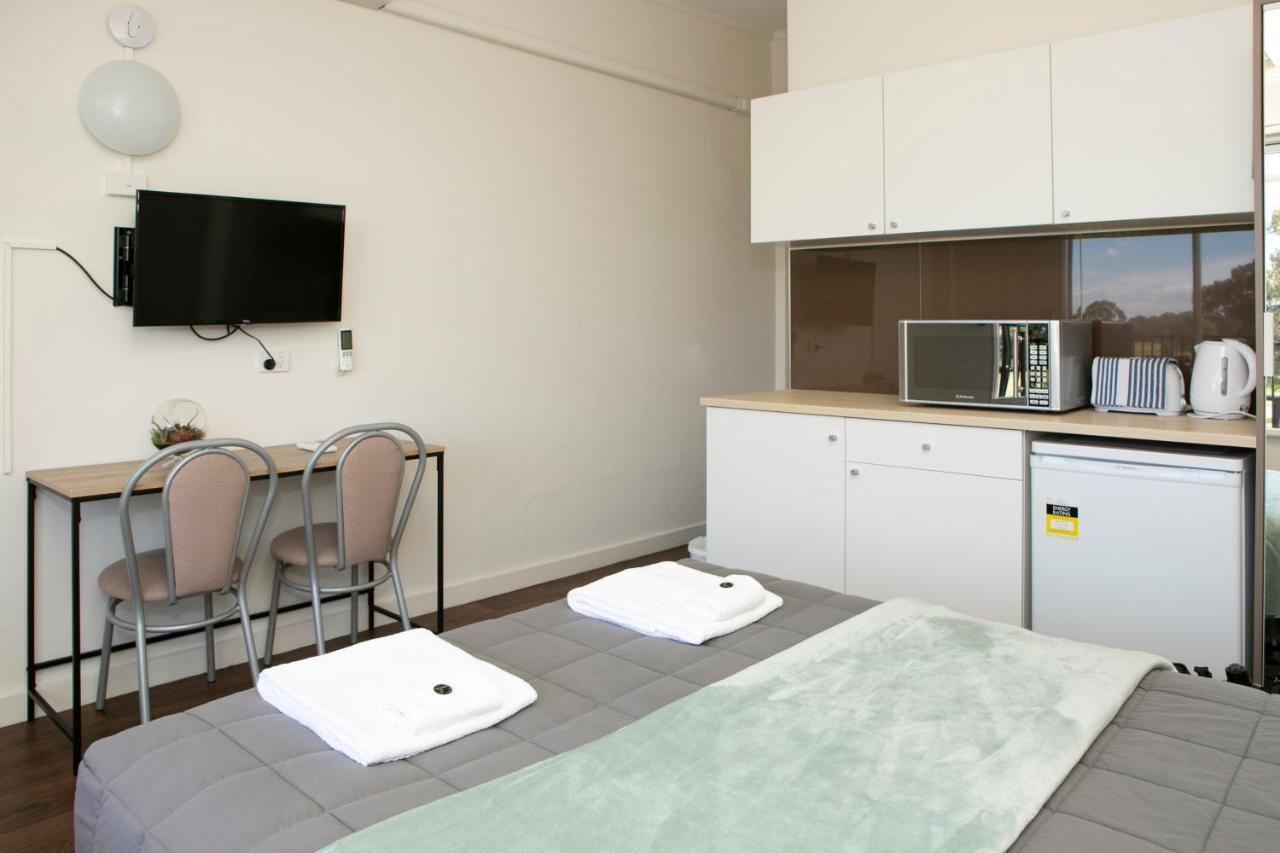 Rivers Apartments Motel Sale Gippsland Екстериор снимка